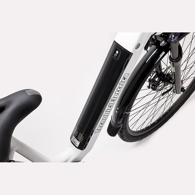 E-Bike Venere WHITE a pedalata assistita 250W autonomia 90Km Batteria LITIO PRO